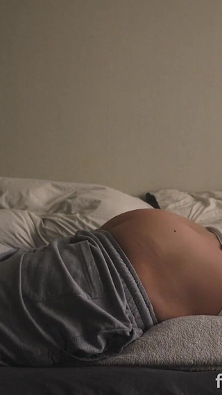 Morning Routine: Hot Stepdad’s Soft Dawn, Juicy Curves & Whispers of Romance Unleash Intimate Sensual Vibes