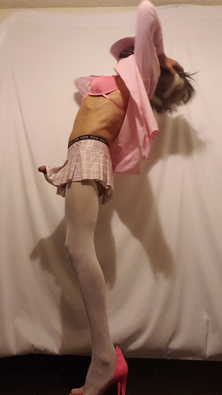 Cowgirl Sandy Cums for You