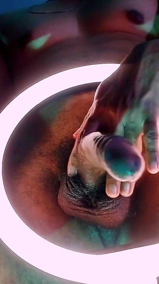 Play of Light in a Delicious Masturbation