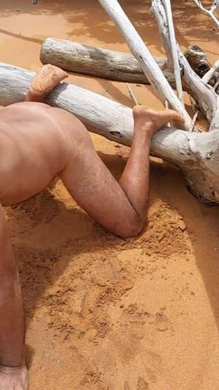 Ladysilva Showing off Her Very Sexy Tanned Mark Ass on the Beach