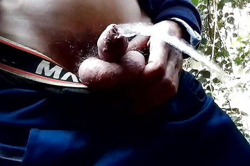 Pee Tribute Leone Outdoor Room