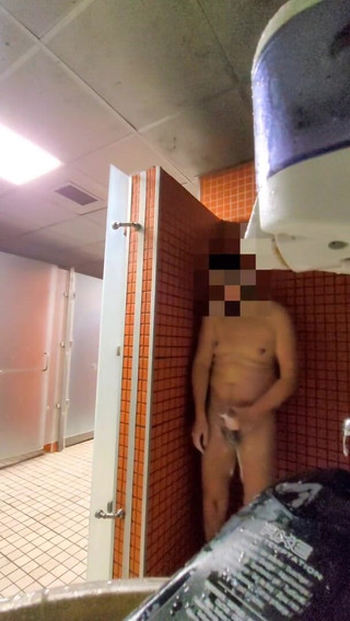 Jerk off in Gym Shower
