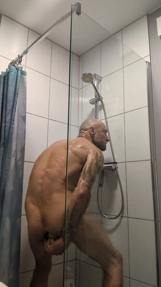 Large Dildo Training