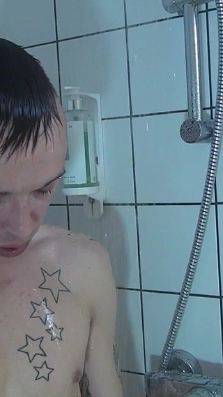 Gino Show Jerking off in the Shower Shower