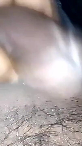 The Boy in Sri Lanka Is Easy