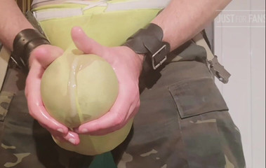 Cuming Inside Lycra Gear with My Xxxlarge Meat