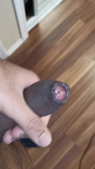 Quick Masturbation While Homealone