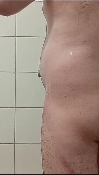 Chubby Gay in the Hotel Shower