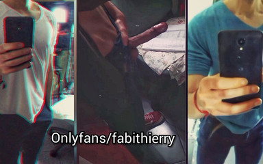 Famous Streamer Huge Erection