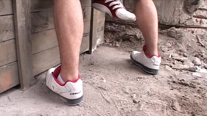 Bi Lad Opens His Hole