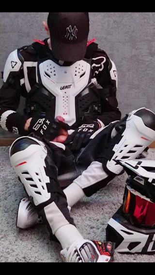 Jerking and Cumming on Nike Tn