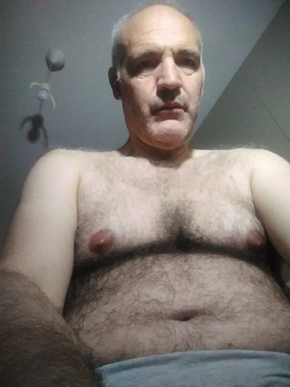 A with Friends Is a Real Pleasure