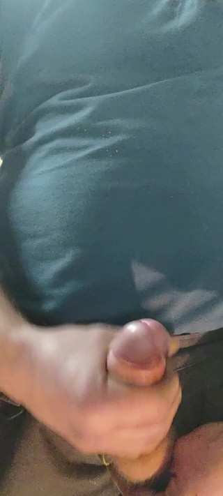 Straight Guy Outdoor Jerking and Cumming