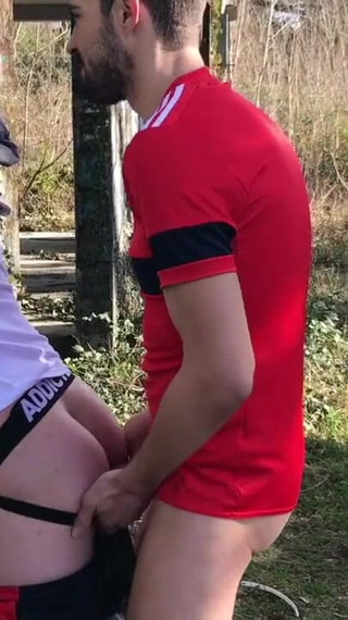 Yougn badboy fucked outdoor by Koldo Goran