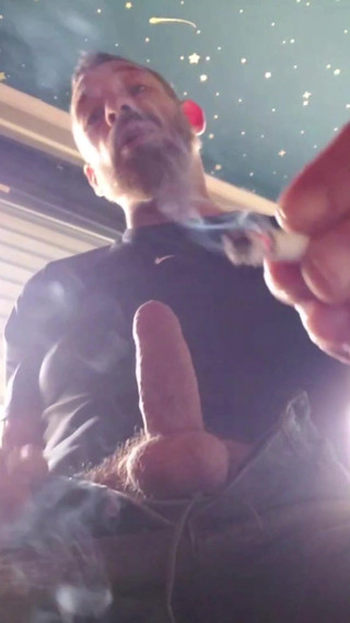 Cash Master Smoker Humiliation