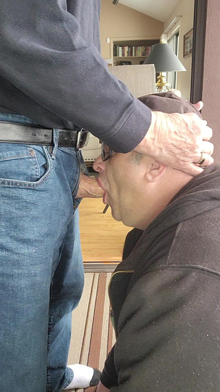 Blowing Johnny at His Place in Sandusky Ohio Round 1. Email Jimthedicksucker at Yahoo #jimmyflufferporn