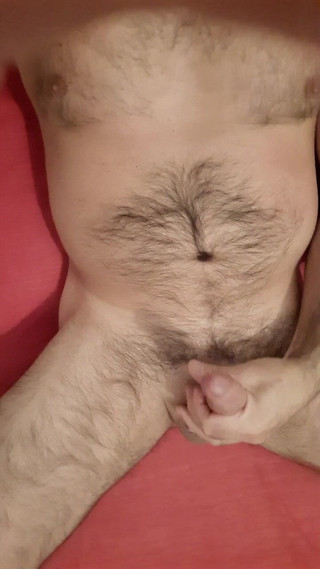 Amateur masturbating until cumshot