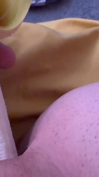 Instructions How a Slut Eats a Banana Correctly