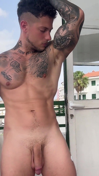 Reveal My Big Cockcould Handle This?