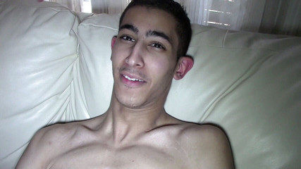 Straigth Arab beautiful sucked by gay Arab