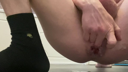 Fingering Ass Until Creamy