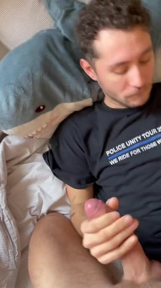 Harry_jen Fucked a Guy's Throat with a Big Dick in the Early Morning