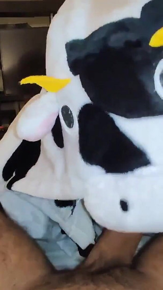 Dreichwe riding my big uncut cock