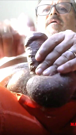 Hung Yyx Alpha Male Shows off & Shoots 4K