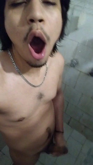 Look at Me as I Pull It Through the Water