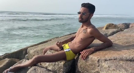 Magrelo Do Pau Grande Punheta on the Beach