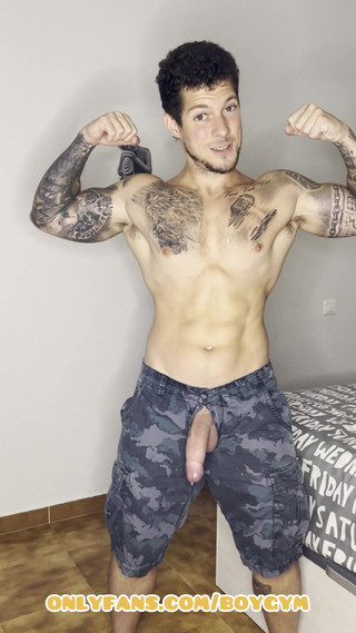 Military Cums No Hands