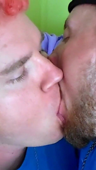Hot Gay Kissing with Jc & Leo