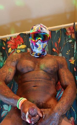 New Porn: BBC Worship Hallelujah Johnson (Tales From The Crypt) Tall Dark Chocolate Muscles Tattoos Hairy BBC Hallelujah Johnson