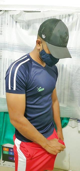 Gay Muscular Indian Masturbates